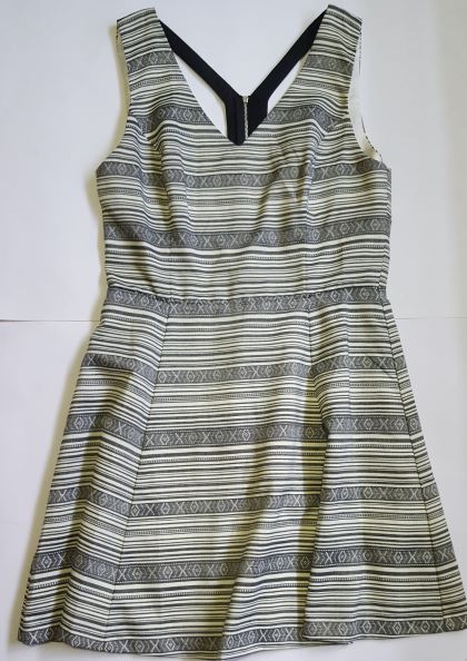 Saks Fifth Avenue black and white tribal pattern dress – Size L ...