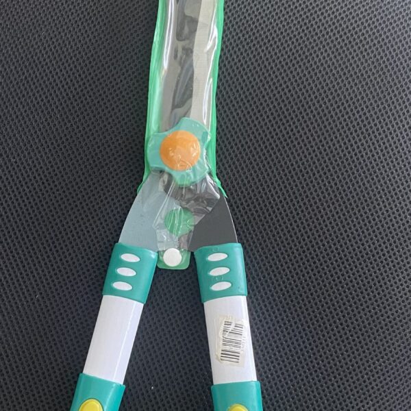 Alternative view of Garden Scissors