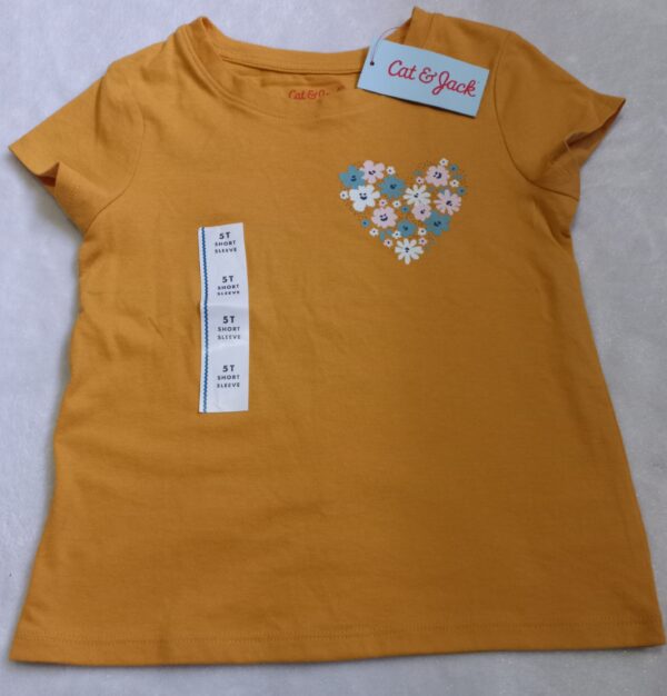 Cat and Jack 5T short sleeve yellow tee shirt with heart