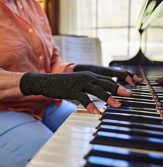ComfyBrace Arthritis Compression Gloves - Image 5