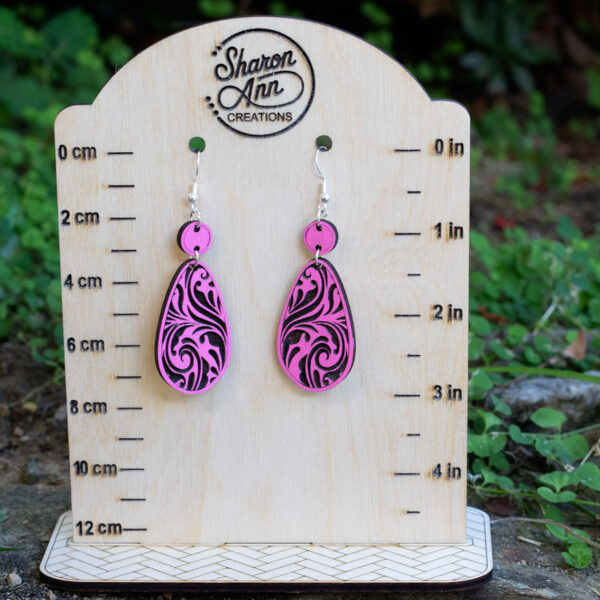 Alternative view of Damask wooden earrings