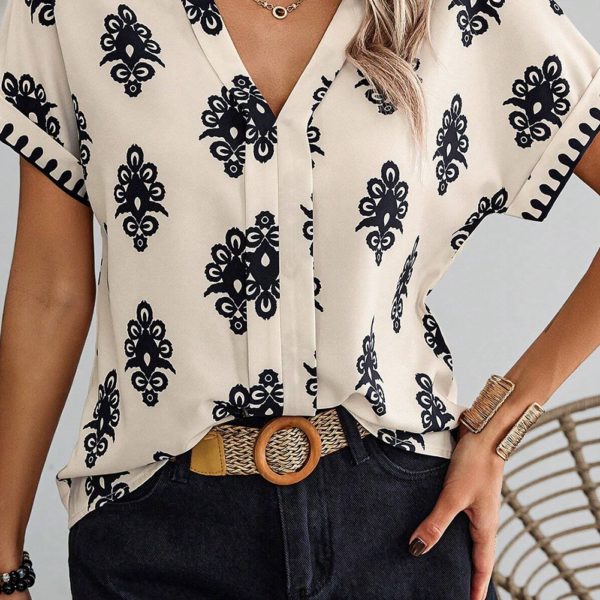 Beige/Black Geometric Print Short Sleeve V Neck Blouse (X-Large)