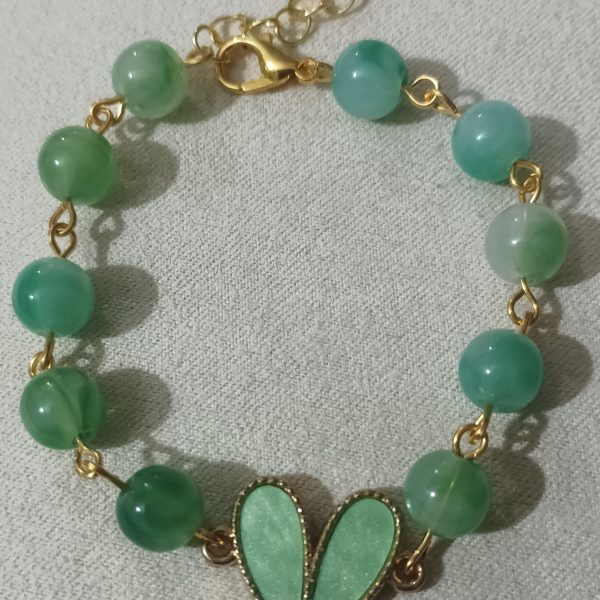 Green heart bracelet