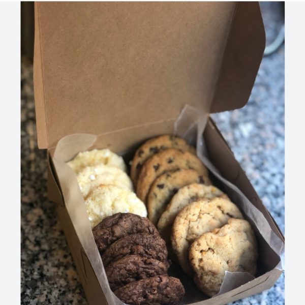Assorted cookies 12