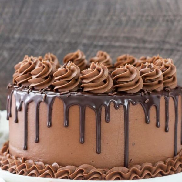 Chocolate cake 9' inch